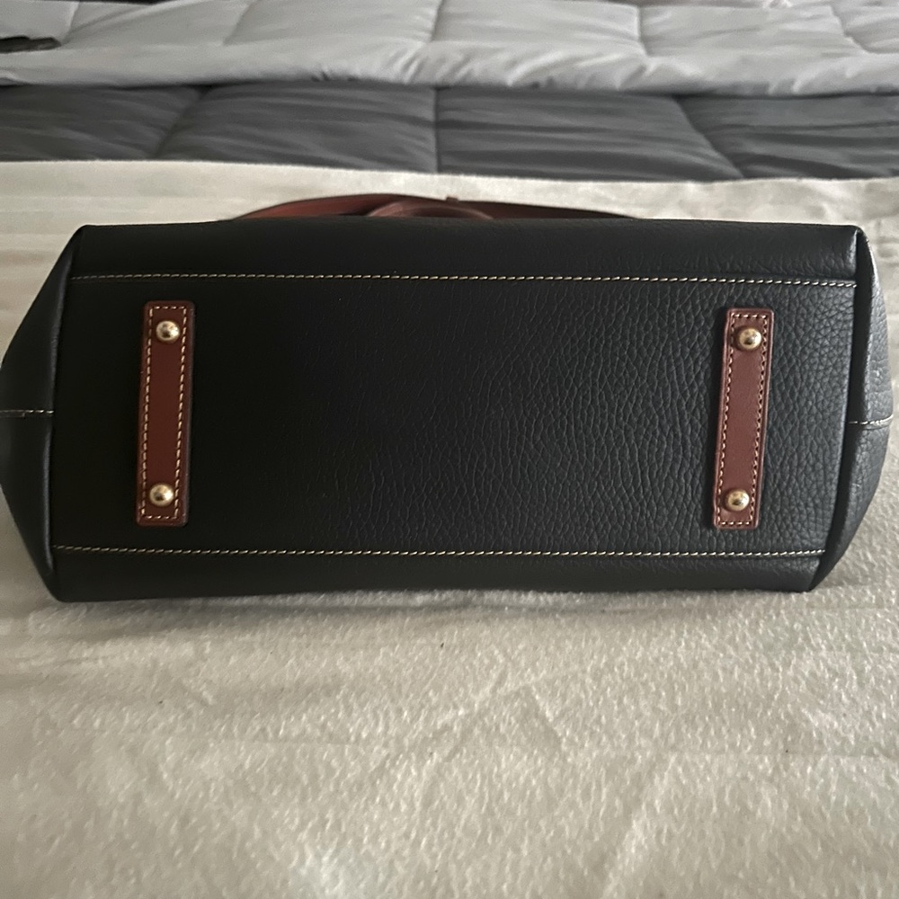 Dooney & Bourke Chelsea Leather Shopper - Picture 4 of 7